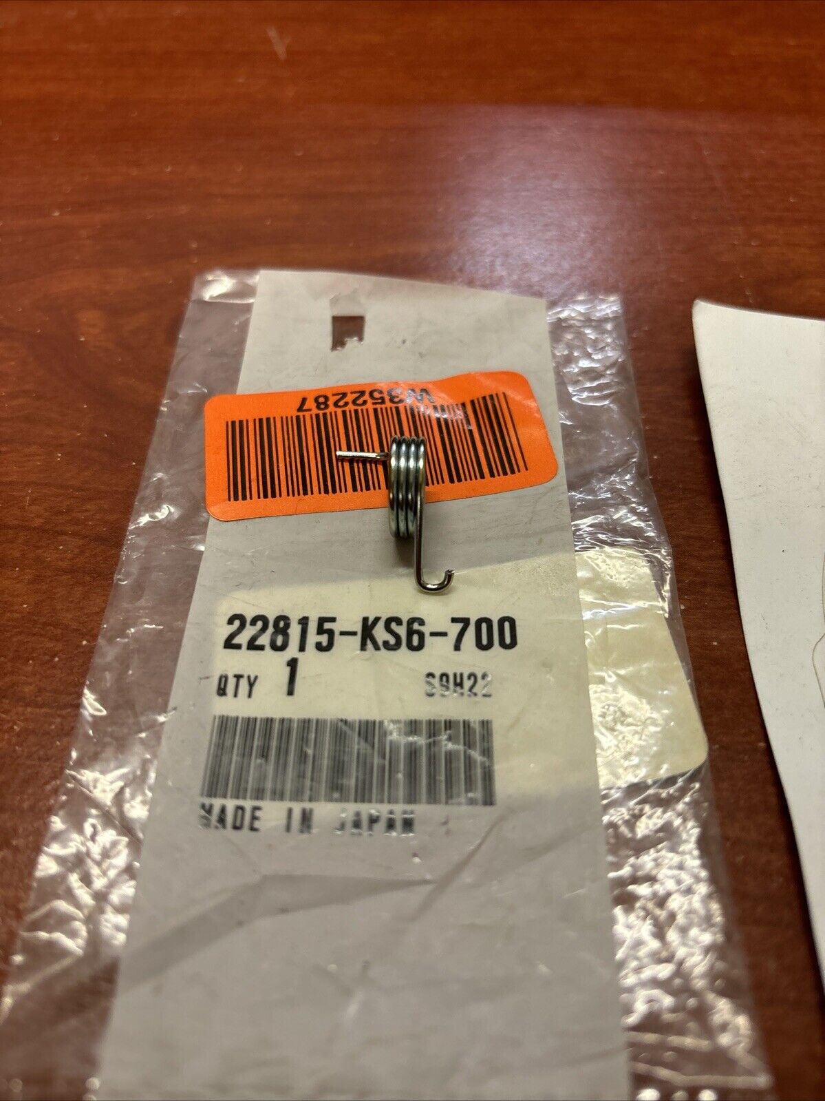 NOS Honda 1987 - 96 CR125R 95 - 04 RS125R CLUTCH LEVER SPRING 22815-KS6-700 H143