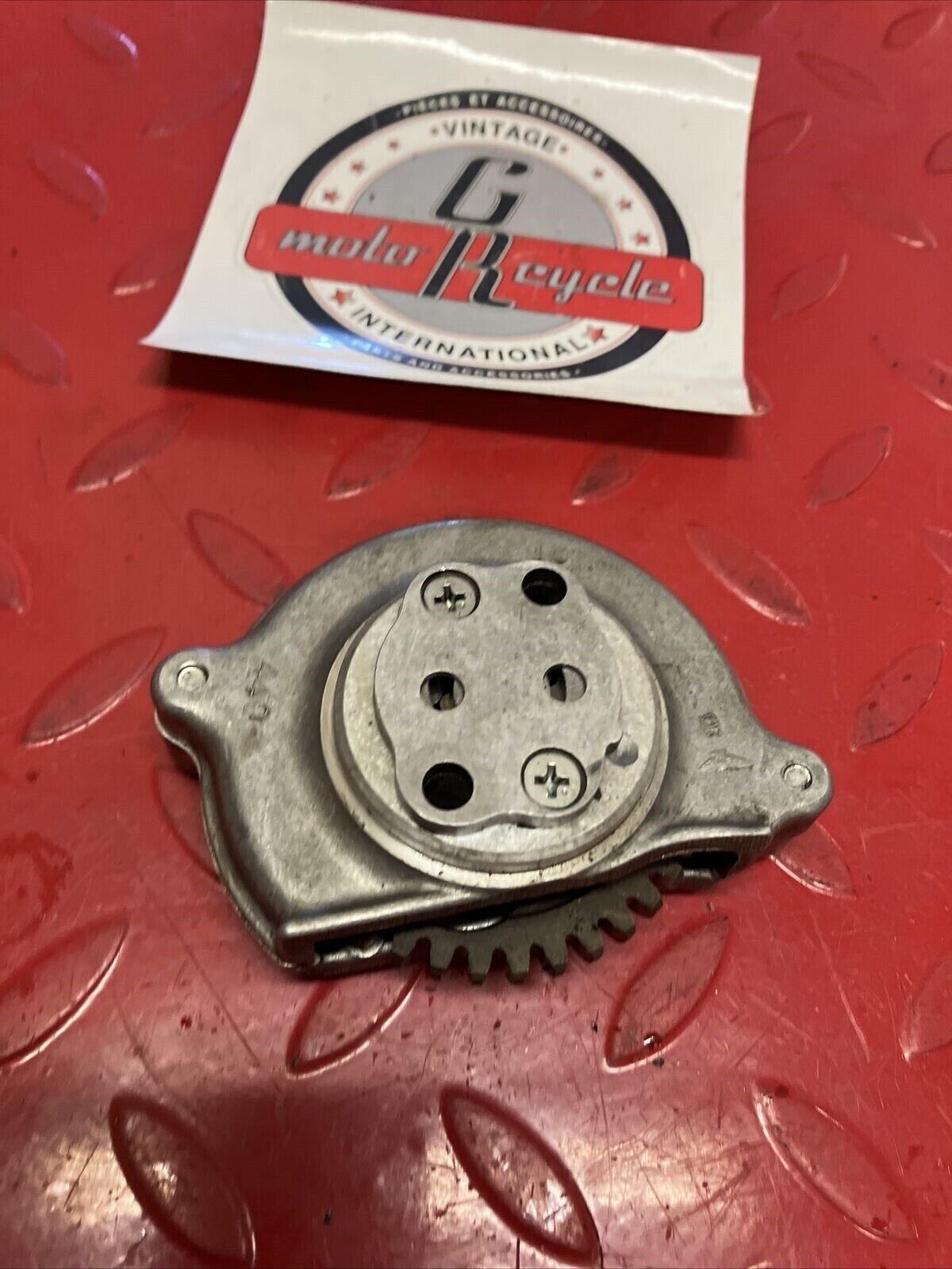Honda XL200R 1984 oil pump 1983