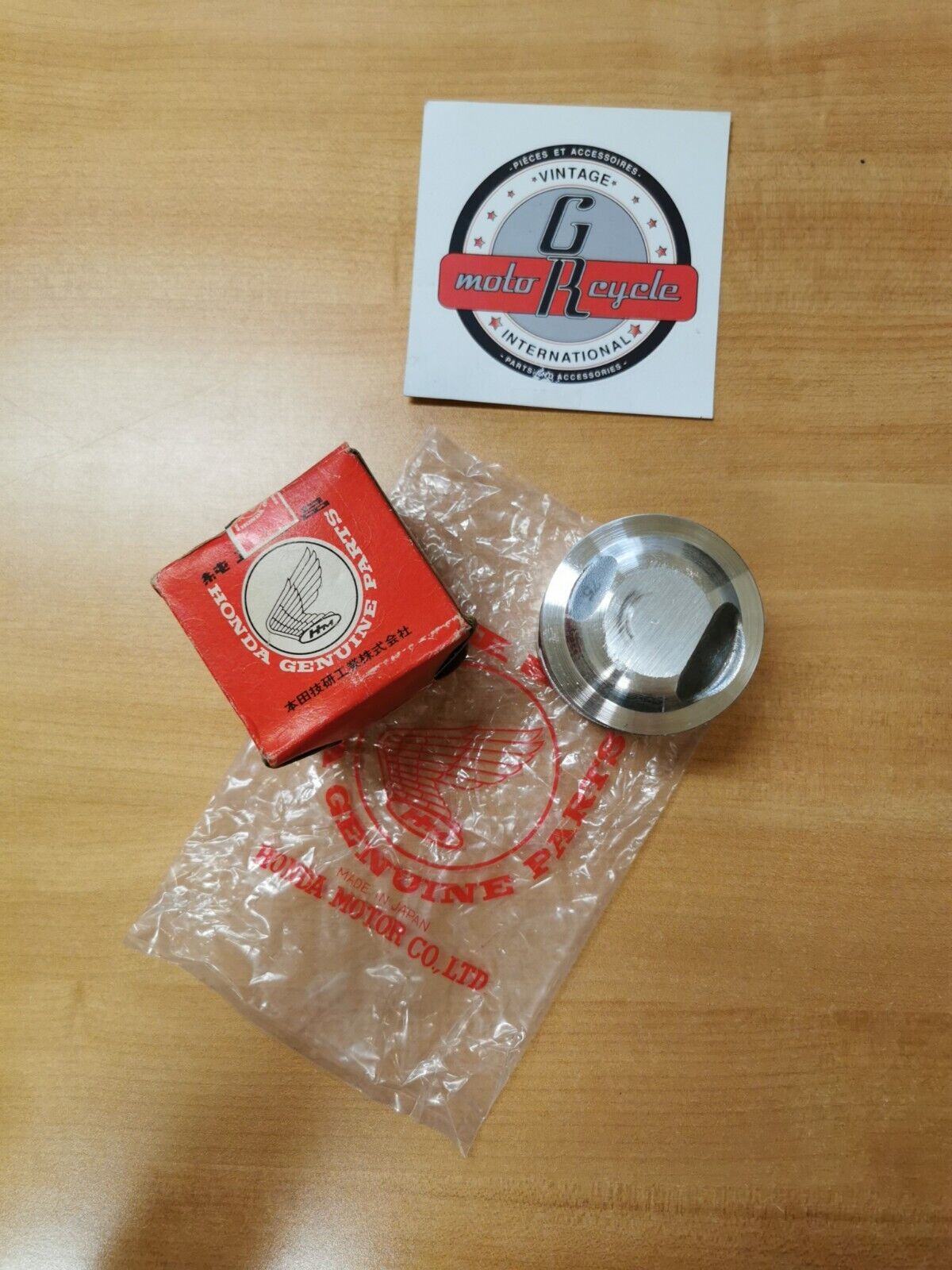 NOS HONDA CB450 CL450  PISTON  0.75  13104-292-030 H29