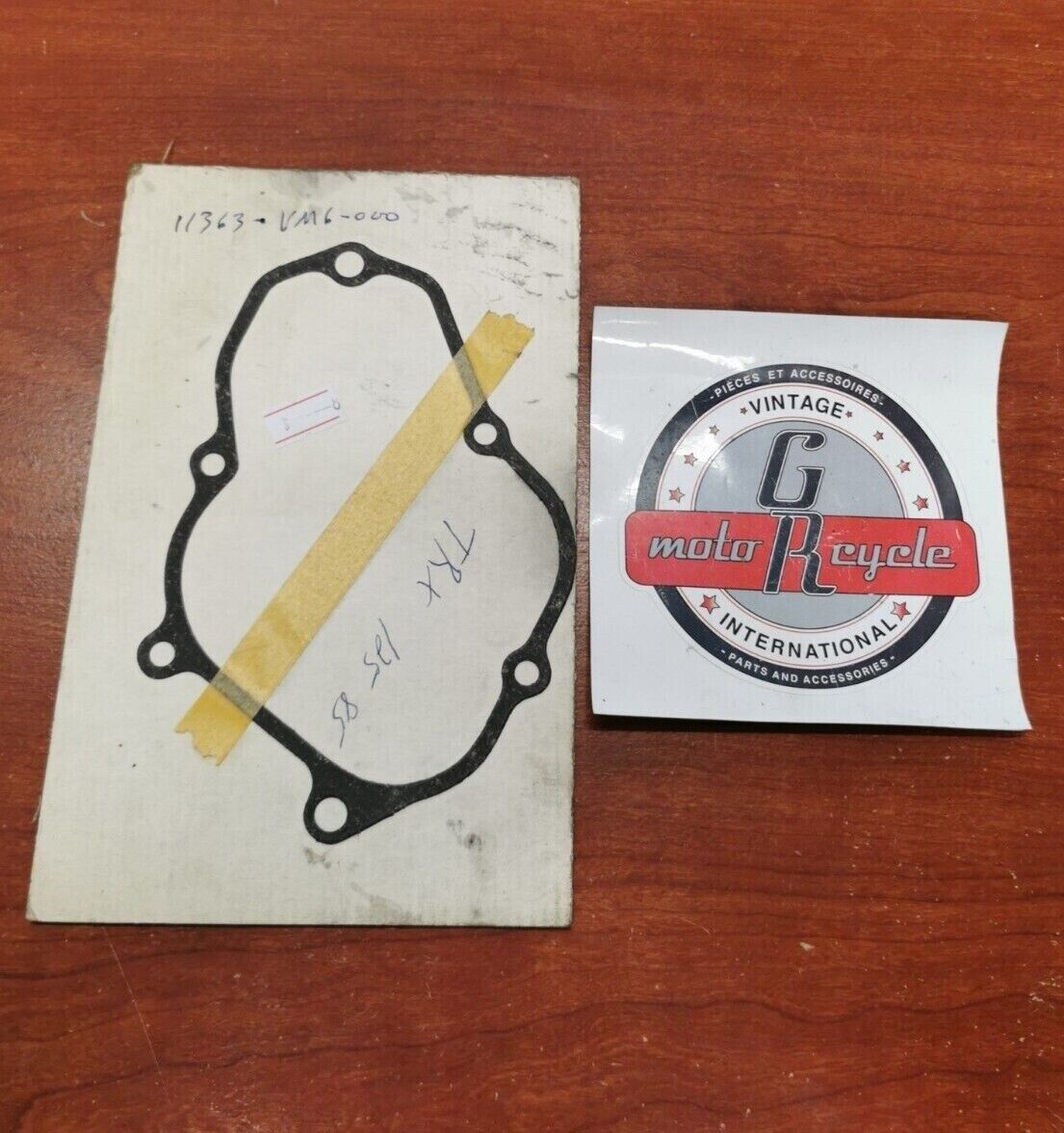 NOS Honda 1985 1986 TRX125 REDUCTION COVER GASKET 11363-VM6-000 H67