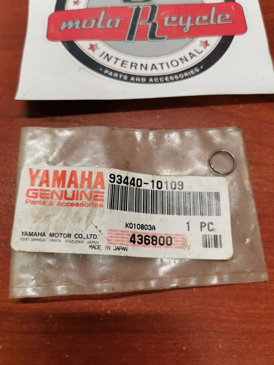 NOS Yamaha TTR125 YFA1 YFM80 XC125 YFM50 CIRCLIP 93440-10109-00 Y97