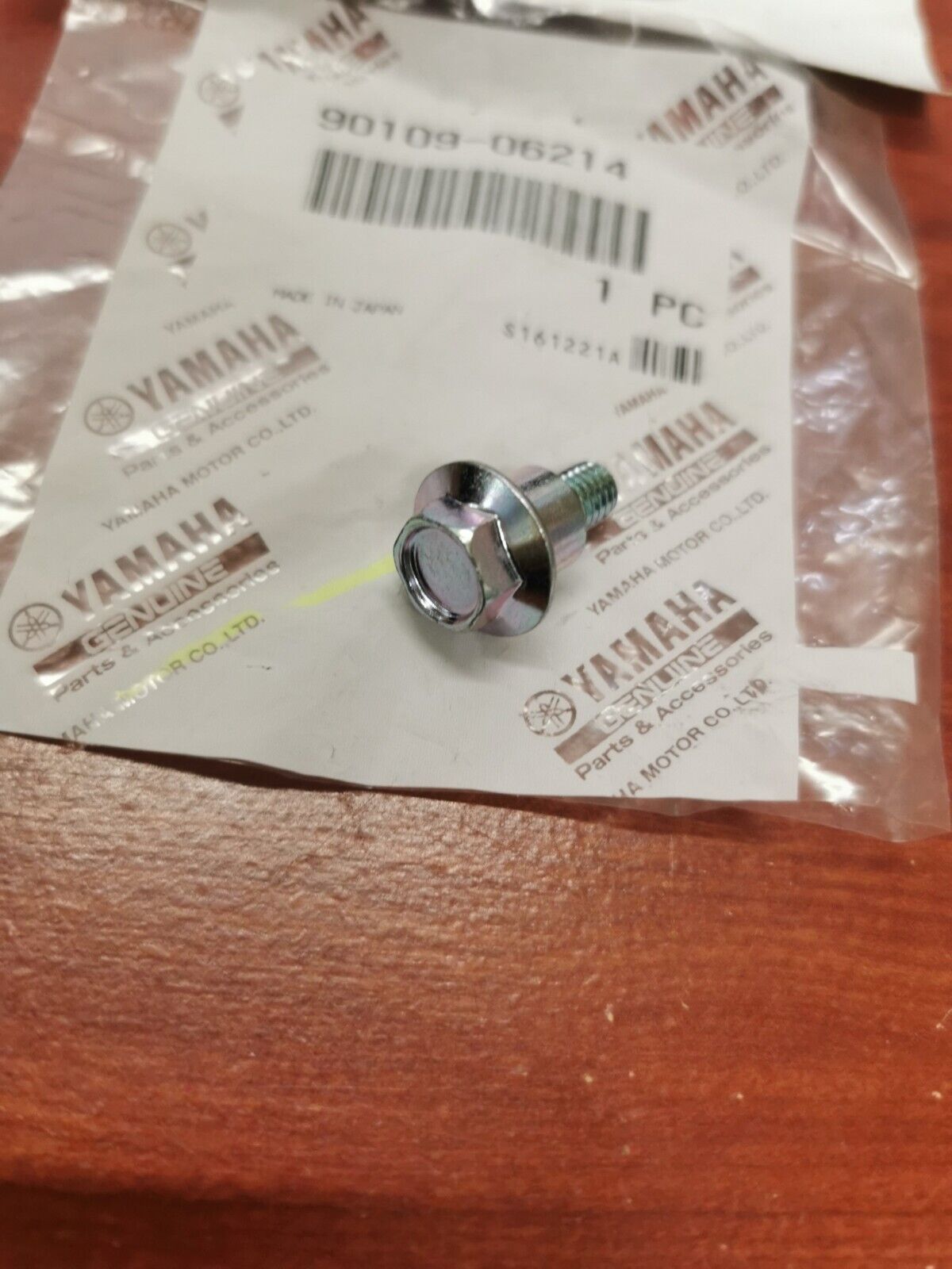 NEW NOS Yamaha YFM70 YFM550 YFM700 YFM5 BOLT 90109-06214-00 Y81