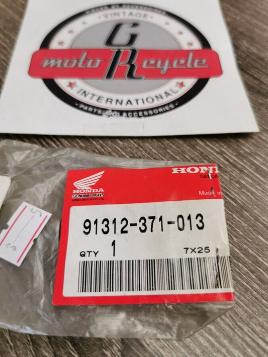 NOS HONDA GL1100L O RING    91259-333-000  H55