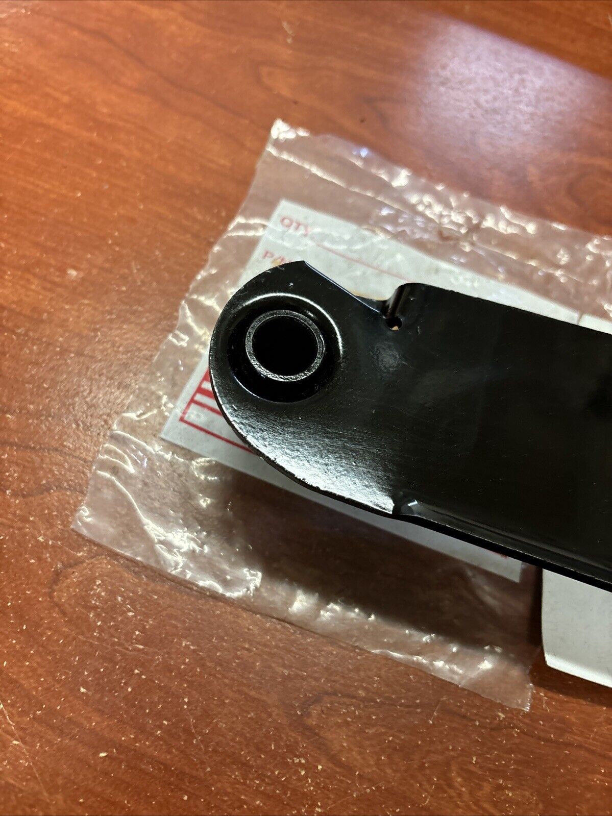 NOS Yamaha GP246F GP292F GS300 SM292F REAR ARM PIVOT 853-47362-00-00 Y184