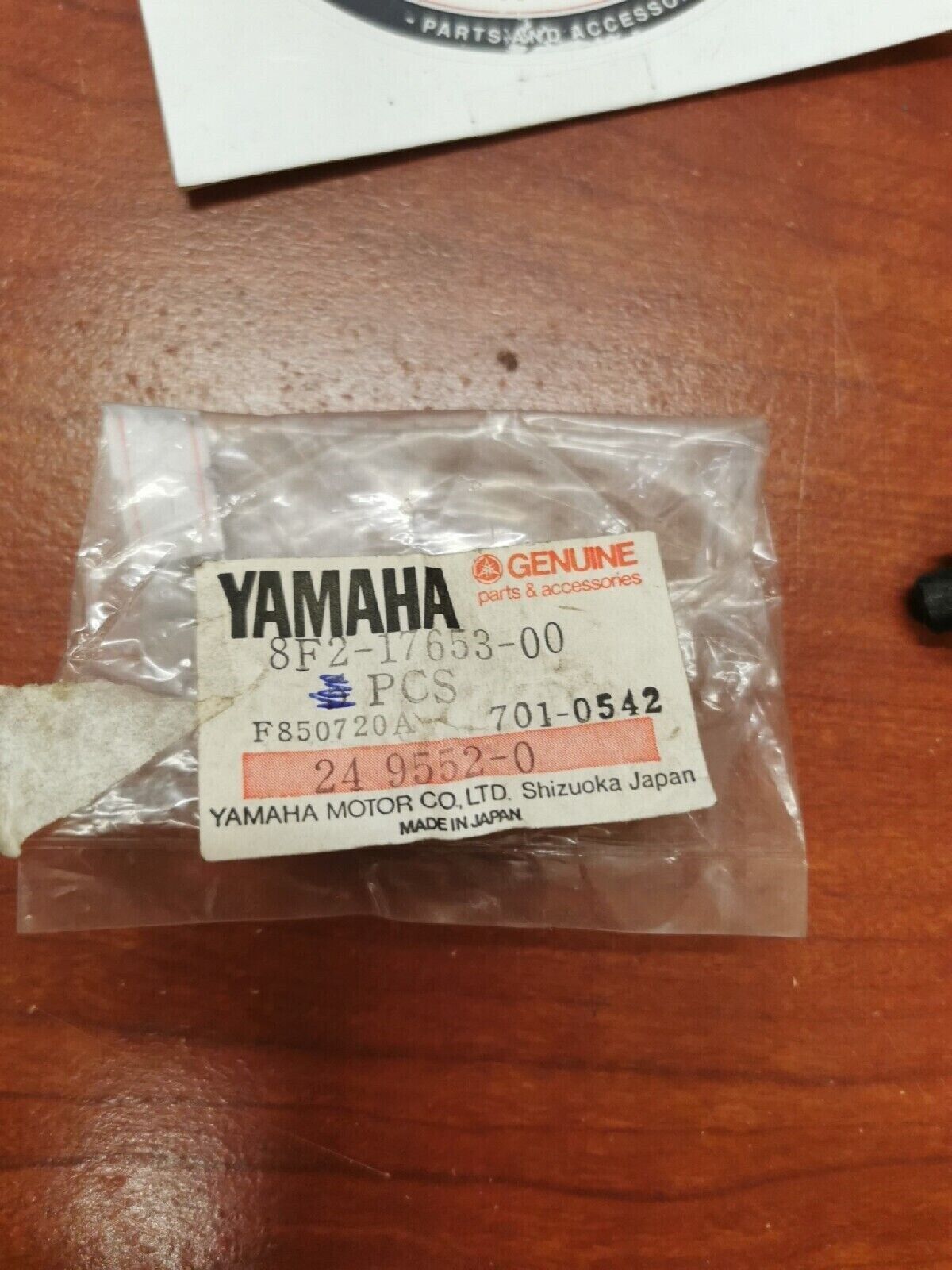 NOS Yamaha SLIDER 8F2-17653-00-00 Y68
