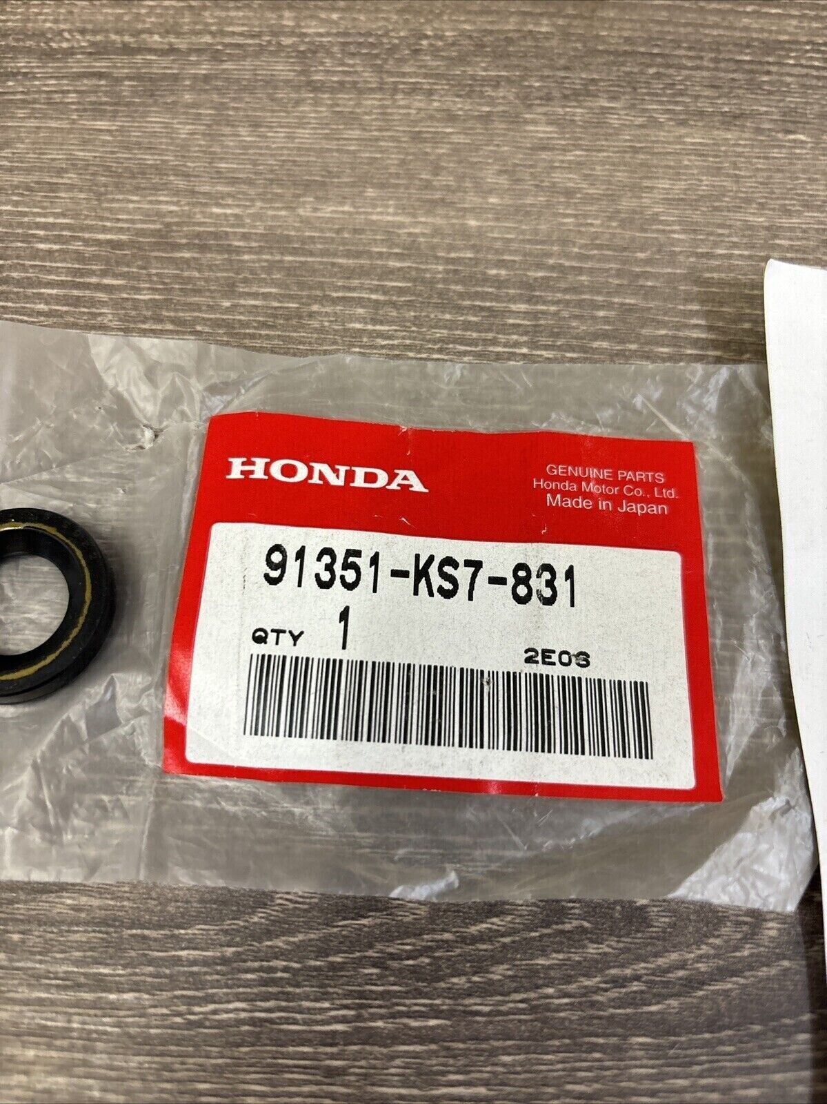 NOS Honda 1988 CR250R CUSHION DUST SEAL 91351-KS7-831 H123