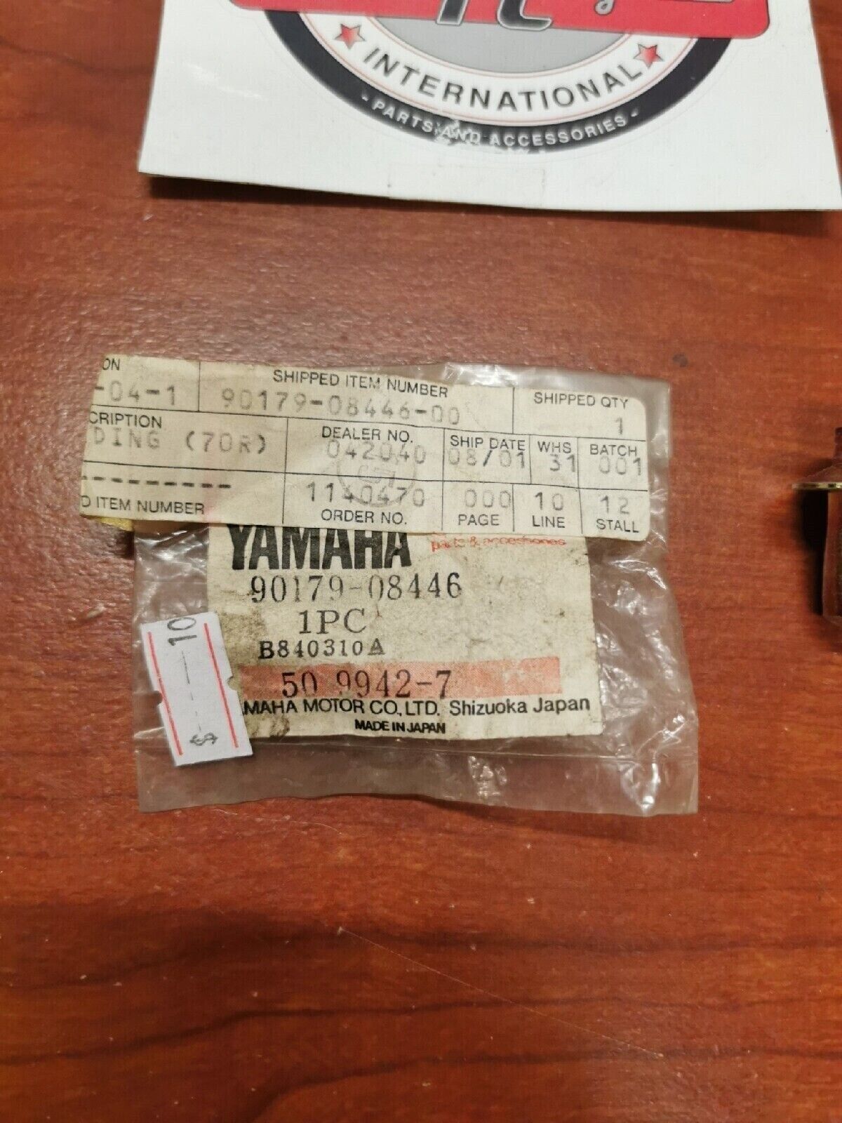 NOS Yamaha SPECIAL SHAPE NUT HOLDING (70R) 90179-08446-00 SUB 90179-08343-00 Y69