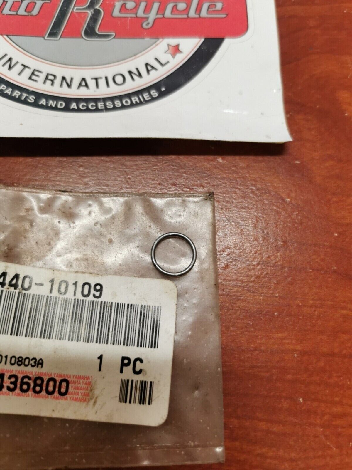 NOS Yamaha TTR125 YFA1 YFM80 XC125 YFM50 CIRCLIP 93440-10109-00 Y97