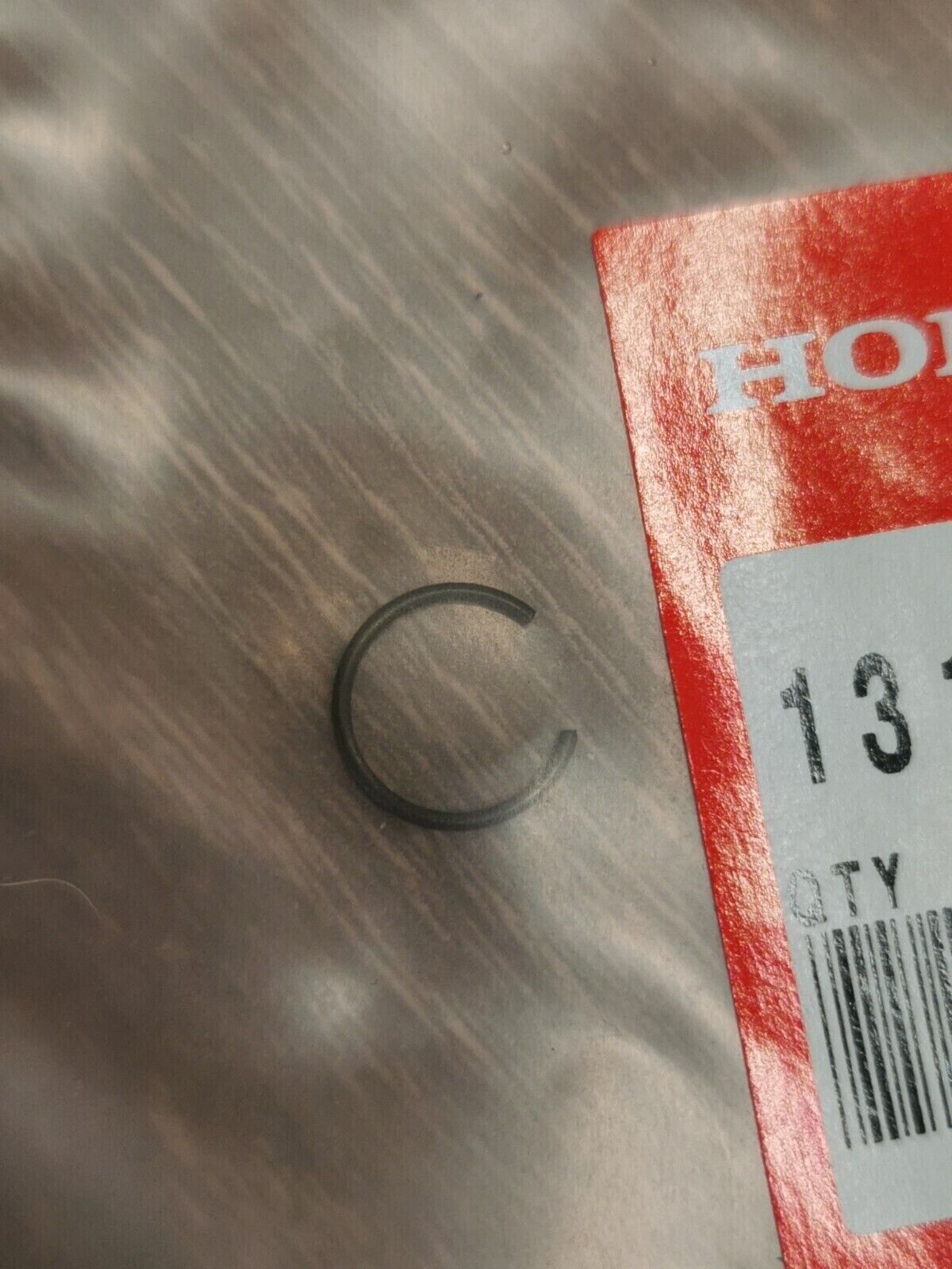 NOS HONDA CRF250R CLIP  13115-147-000 H59