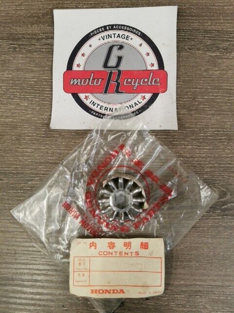 NOS HONDA CB750 VALVE COVER NUT BOLT CAP TAPPET FINNED 12361-028-000 H82