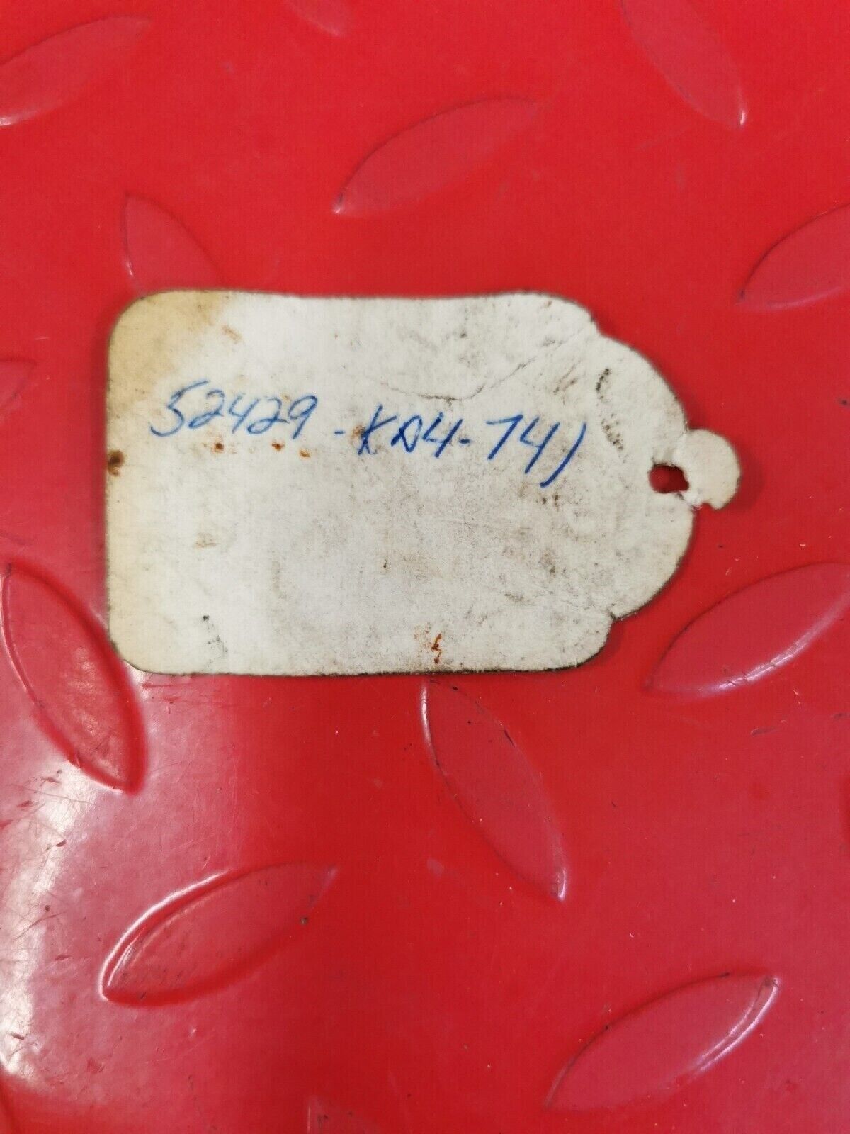 NOS HONDA CR500 1984 CASE ROD GUIDE 52429-KA4-741  H38