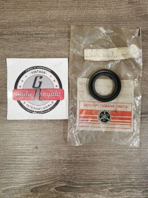 NOS YAMAHA YFM660RP YFM125GAGR YFS200D FZR1000AC OIL SEAL 93102-42260-00 Y159