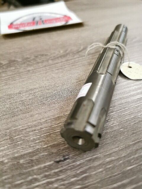 NOS HONDA CB175 CL175 SL175 COUNTERSHAFT TRANSMISSION 23221-235-030 H88