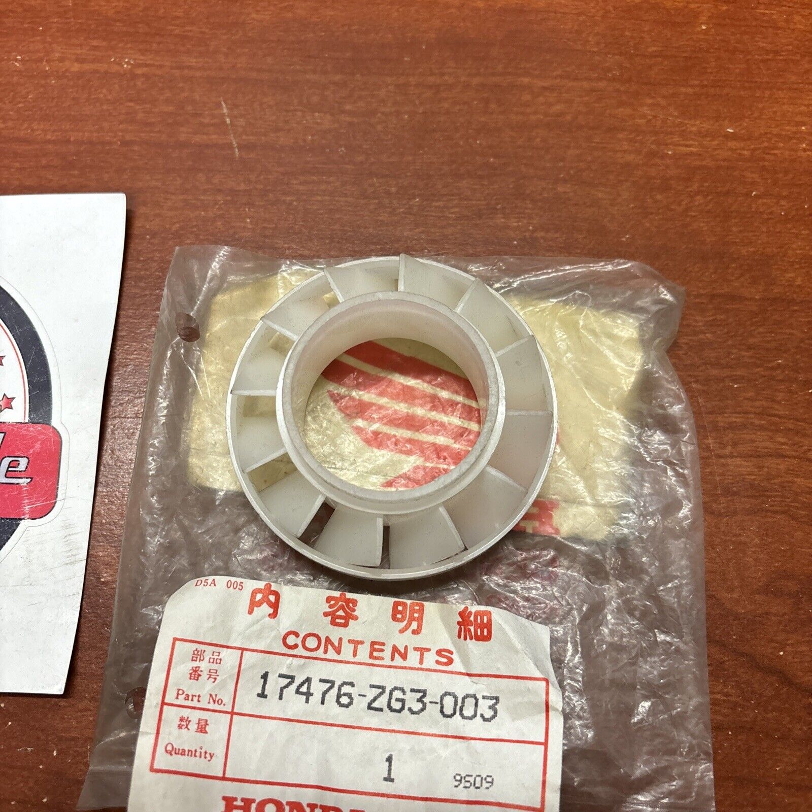 NOS Honda GD320 GD321 GD410 GD411 PRE AIR CLEANER GUIDE 17476-ZG3-003 H167