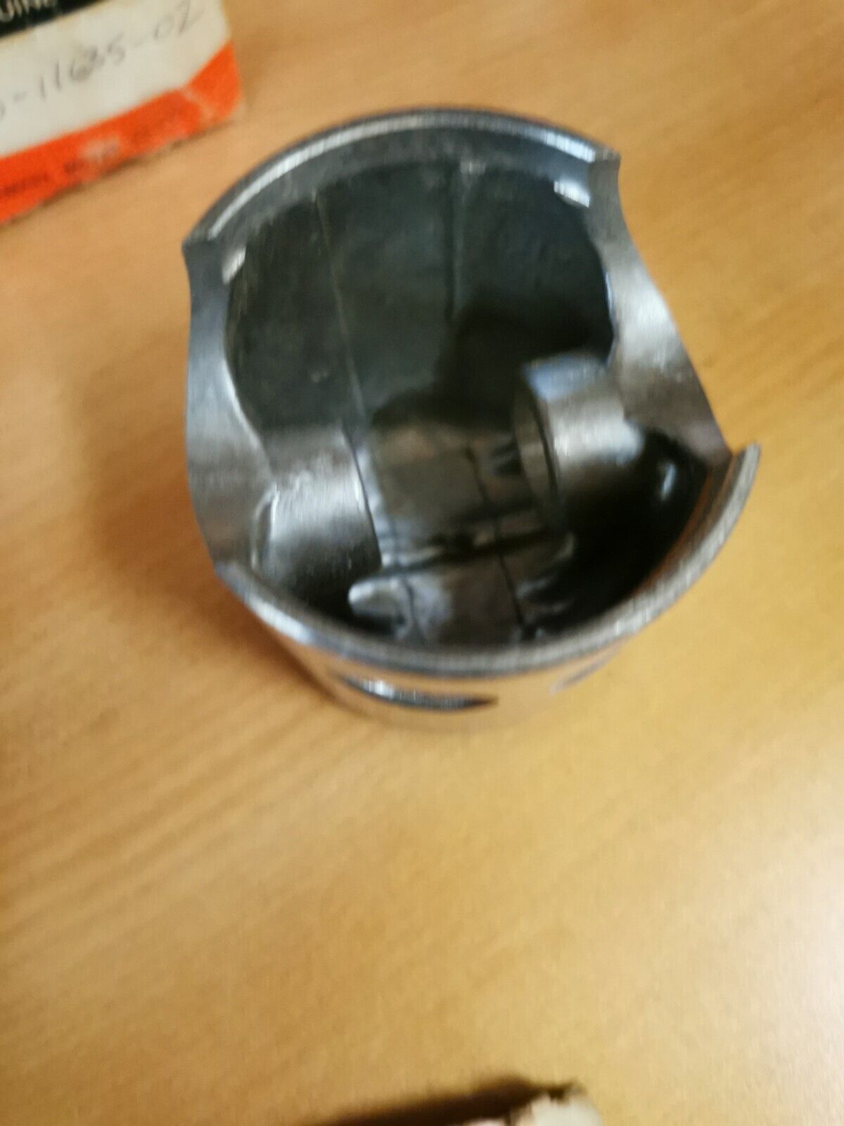 NOS YAMAHA RD350 1973 - 1975 PISTON O/S 0.25MM 360-11635-02-00  Y47