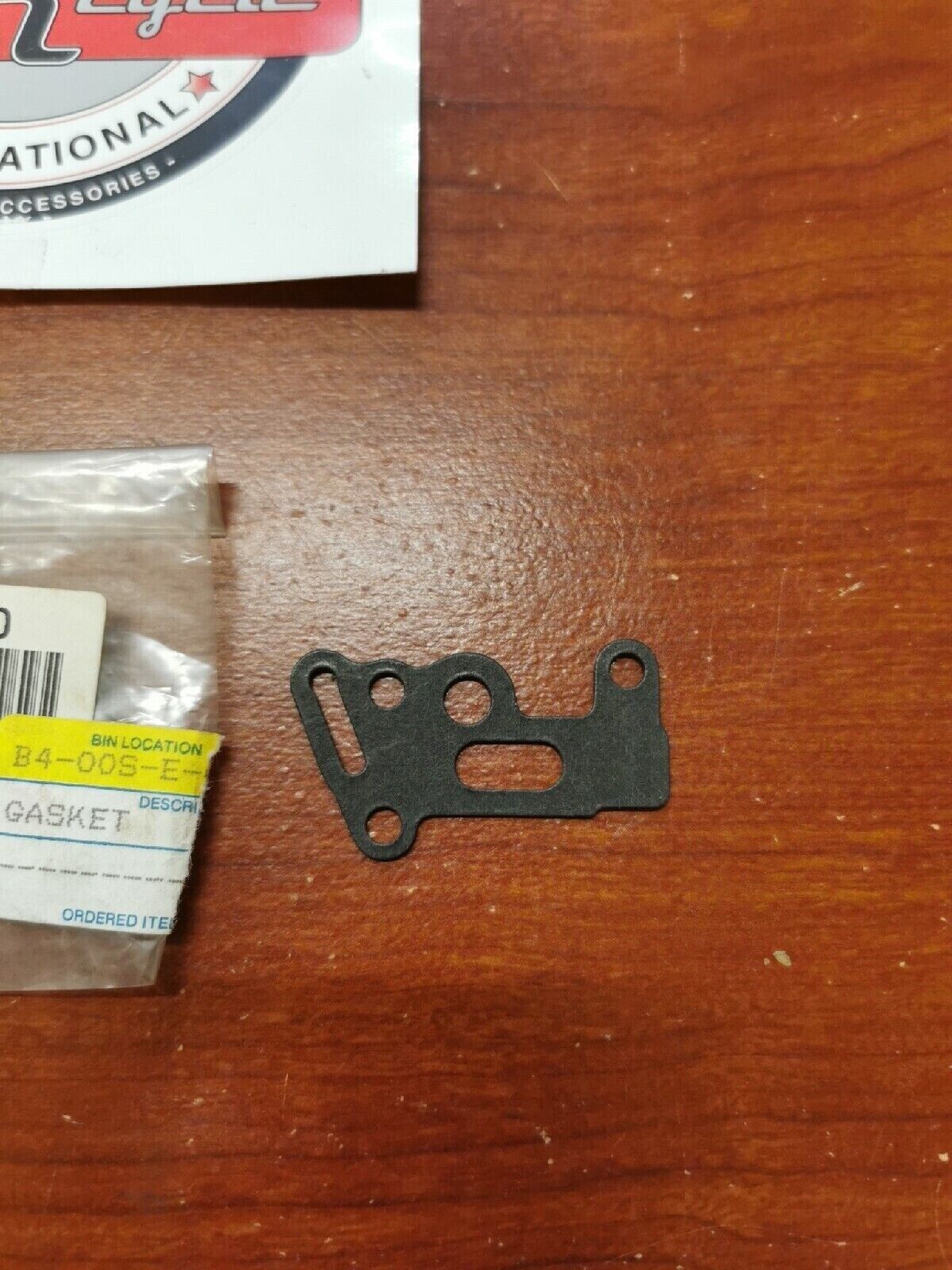 NOS Yamaha XV535 VMX12 XVZ12 XV500 CARBURETOR GASKET 3JB-14536-00-00 Y78