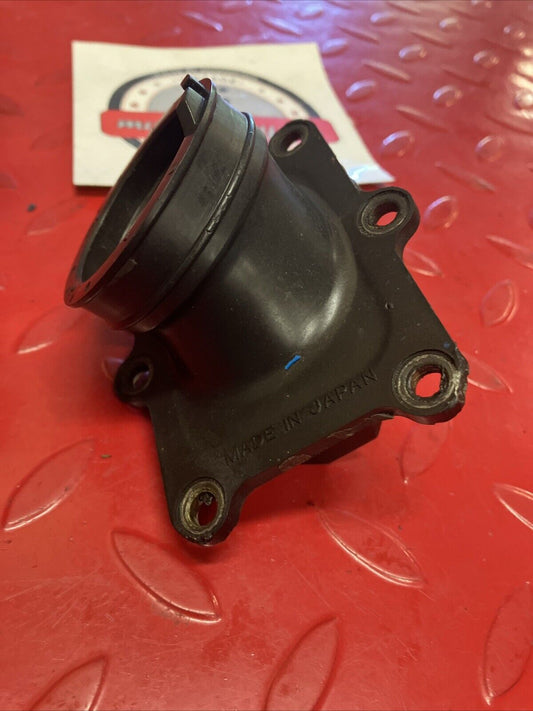 Suzuki RM250 1987 Intake manifold pipe boot carburetor insulator 1988