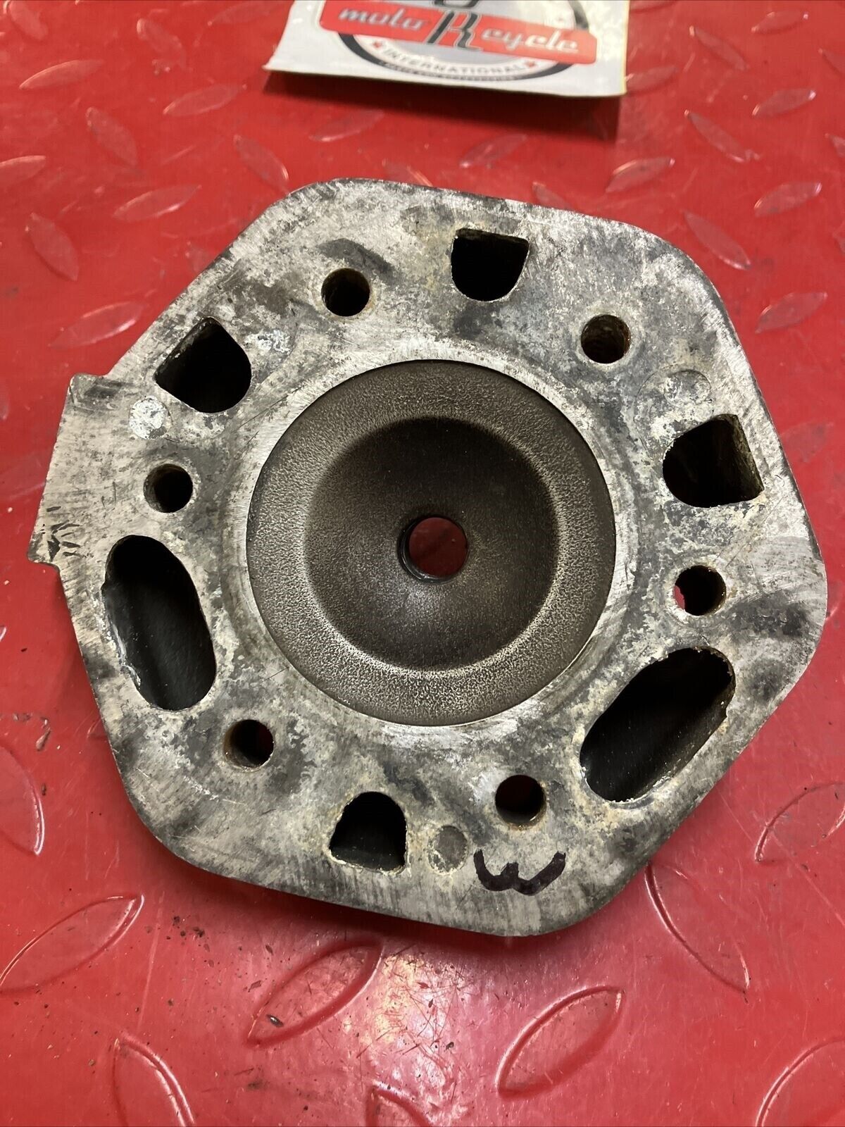 Honda CR250R 1982 cylinder jug barrel head cover 3