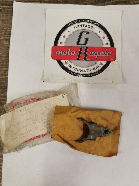 NOS HONDA CR80 CR125 1984 - 1986 ARM COMP ROCKER 19310-KA3-740 H101
