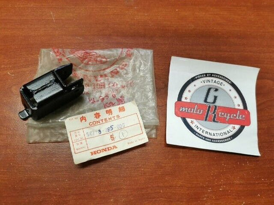 NOS Honda XL250 XL350 K2 - K4 PILLION STEP BRACKET 50713-385-000 H84