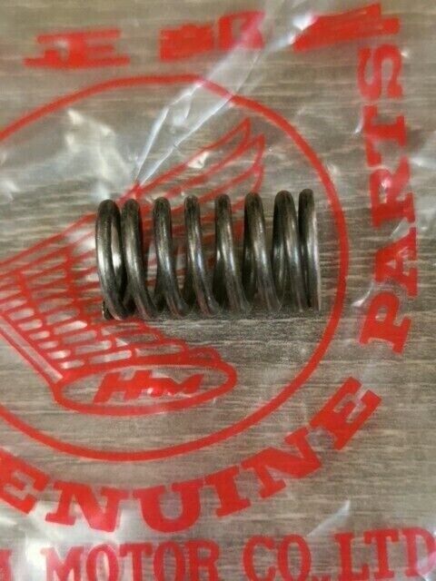 NOS HONDA C100 C102 C105 C310S C320S SPRING VALVE 14761-001-010 H95