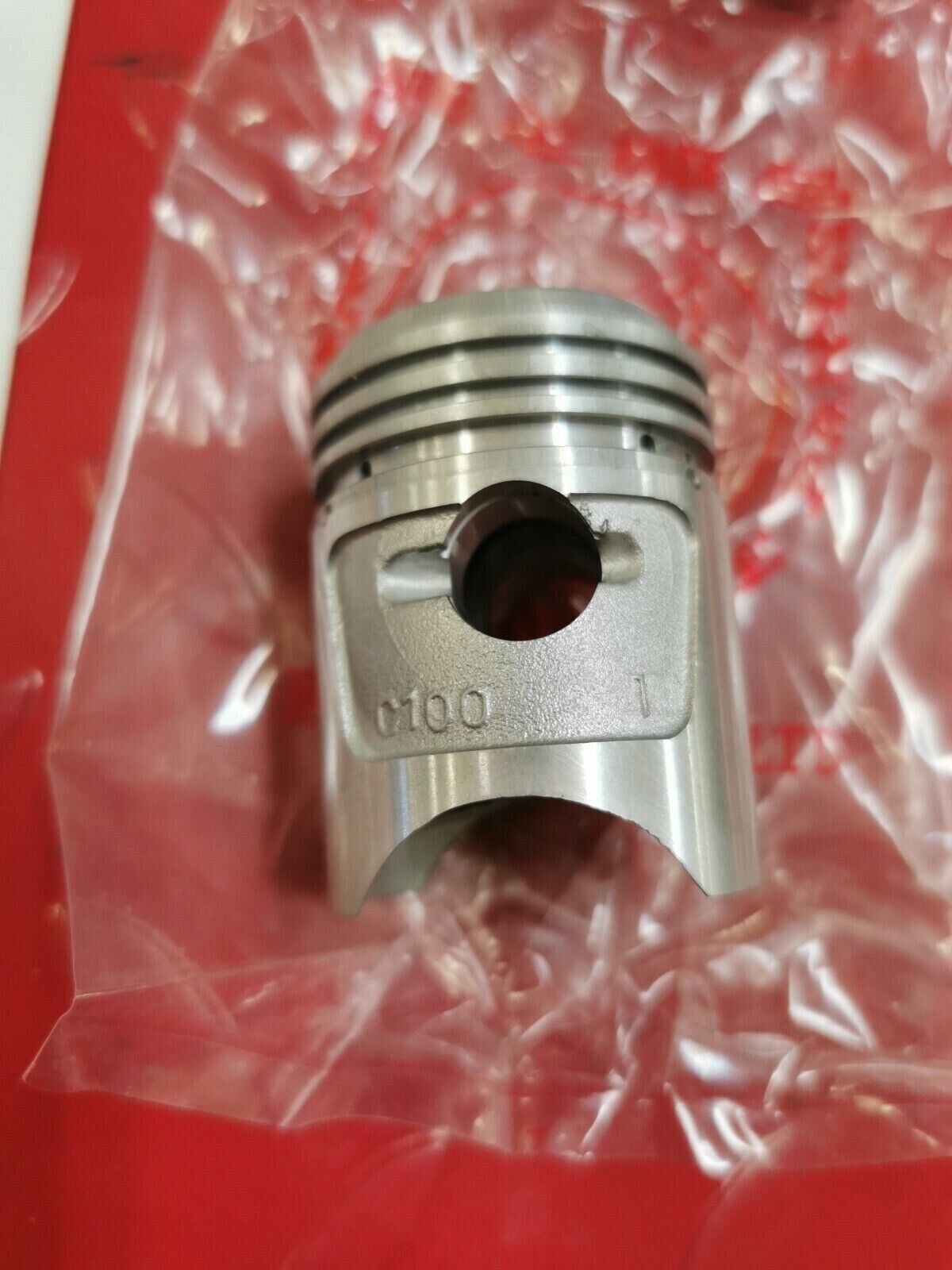 NOS Honda CA100 CA102 PISTON (0.75) 13104-001-040 H5