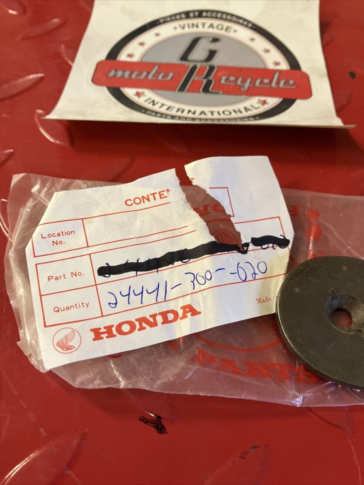 NOS HONDA CB750 PLATE NEUTRAL STOPPER 24441-300-020 H24