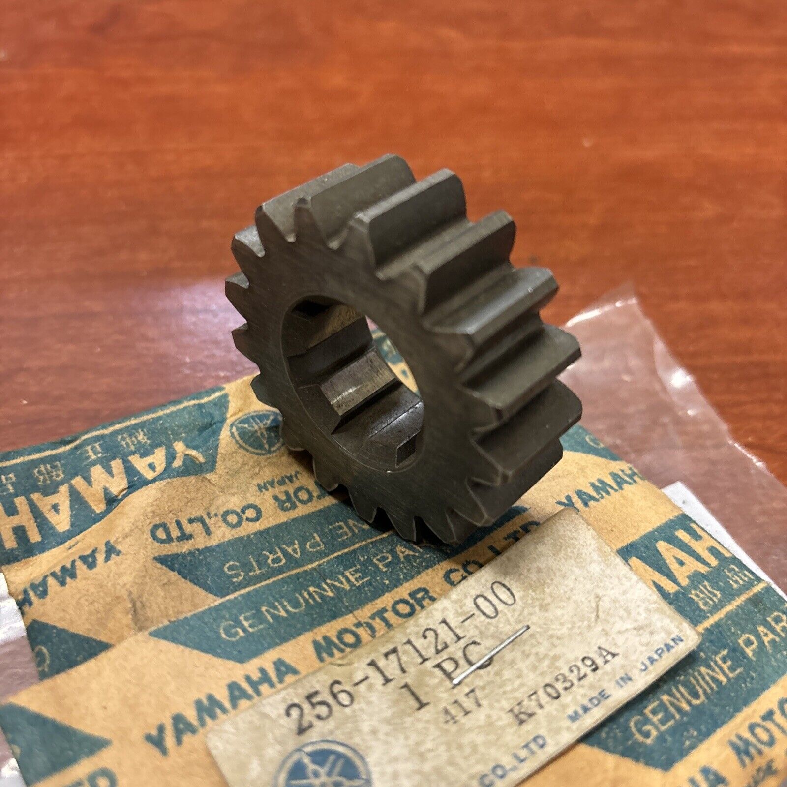 NOS Yamaha TX650 TX750 XS1 XS2 XS650 XS750 2ND PINION GEAR 256-17121-00-00 Y172