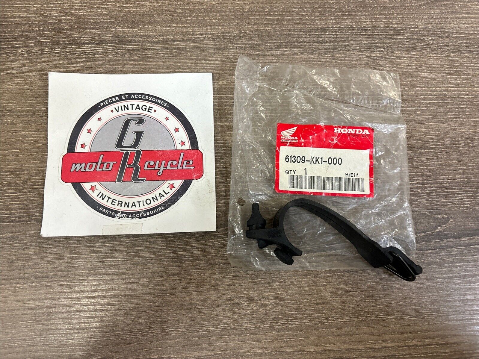 NOS Honda 1984 1985 XR250R HEADLIGHT CASE BAND 61309-KK1-000 H131