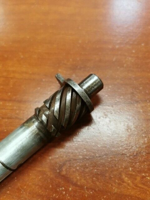 NOS Yamaha KICK AXLE 248-15660-00-00 SUB 251-15660-00-00 315-15660-00-00 Y122