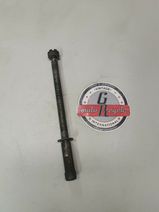 Yamaha DT125 1978 front wheel axle bolt spindle DT175 MX175 MX125 AT2 AT3 CT2