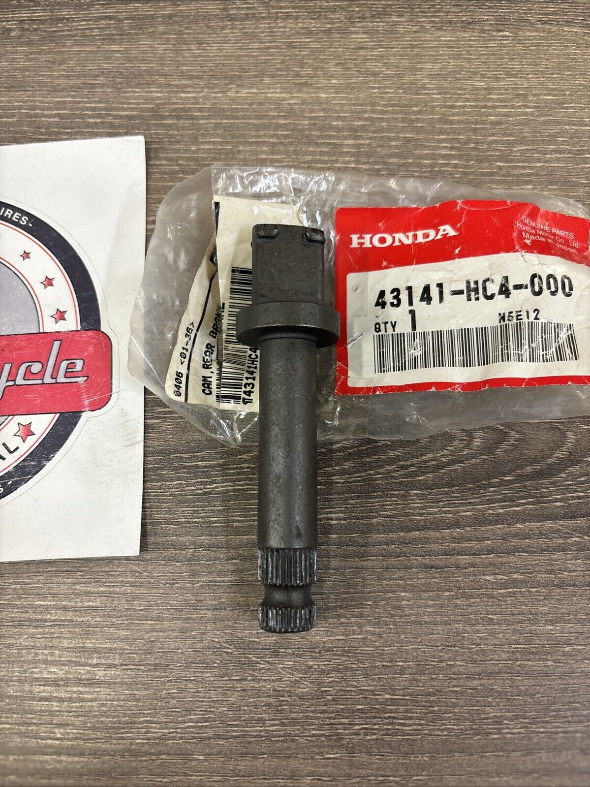 NOS Honda TRX300 TRX300FW REAR BRAKE CAM 43141-HC4-000 H134