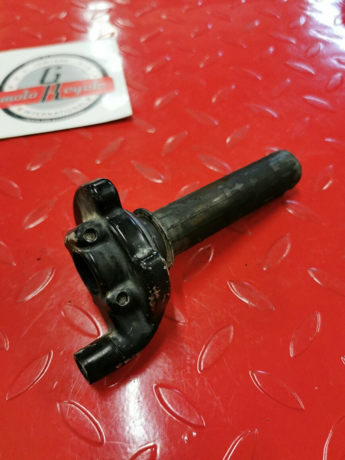 Honda CR80R 1993 twist throttle housing tube pipe 53167-GC4-830 53168-GC4-830