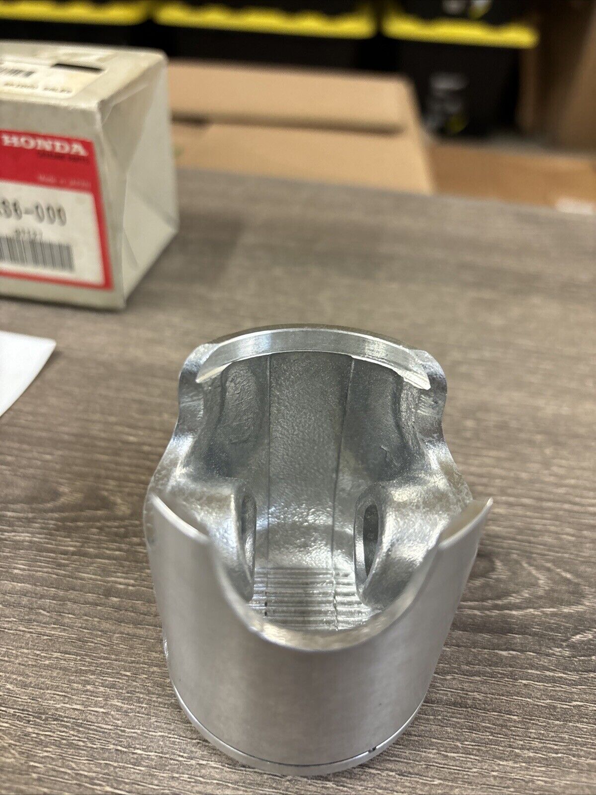 NOS Honda 1986 CR125R PISTON O/S 0.25 13102-KS6-000 H137