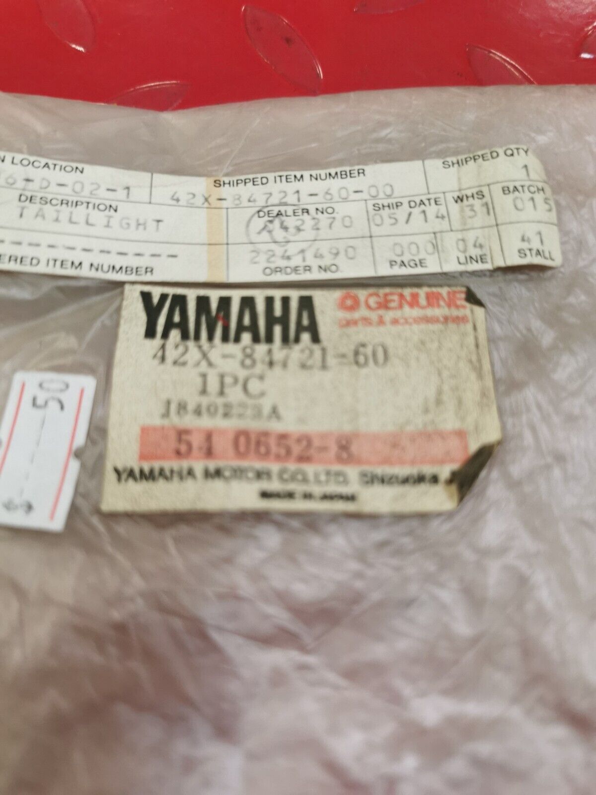 NOS YAMAHA V-MAX1200 1985 1986 1989 BASE LENS TAILLIGHT 42X-84721-60-00 Y29