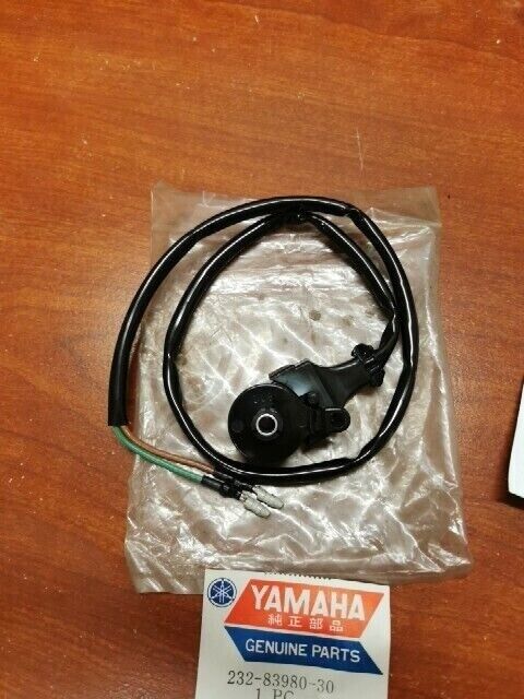 NOS Yamaha AS2 AT1 AT2 AT3 CT1 DS6 DT1 FRONT STOP SWITCH 232-83980-30-00 Y127