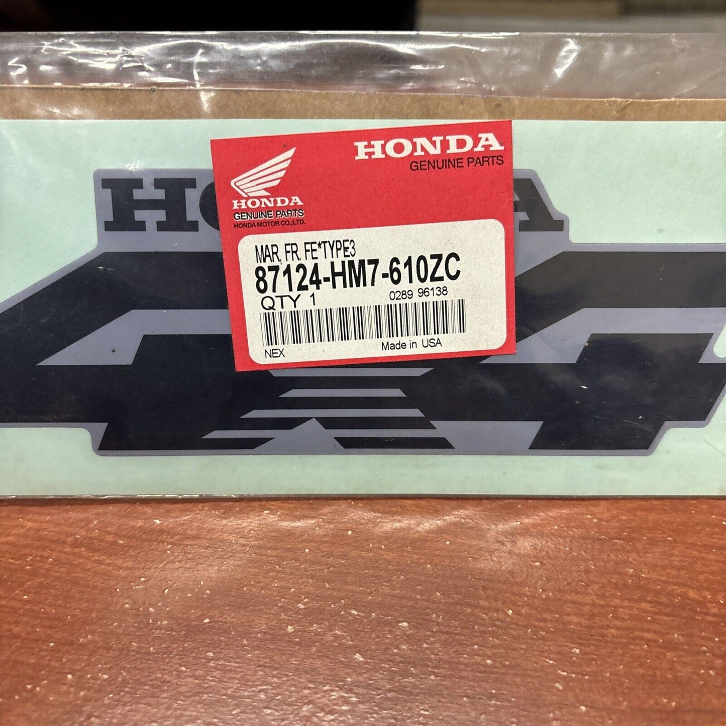 NOS Honda 1996 - 2002 TRX400FW FRONT FENDER TYPE 3 MARK 87124-HM7-610ZC H147