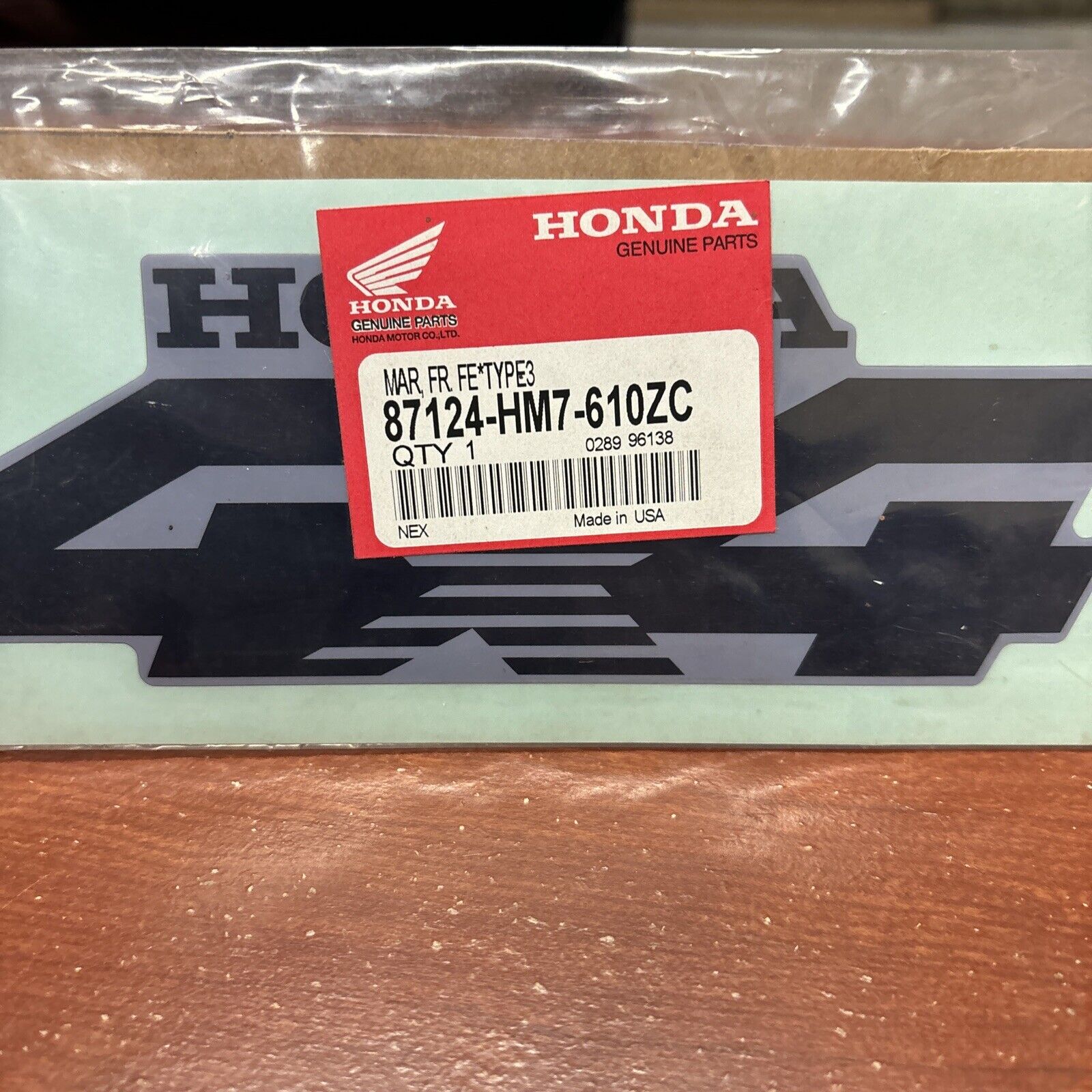 NOS Honda 1996 - 2002 TRX400FW FRONT FENDER TYPE 3 MARK 87124-HM7-610ZC H147