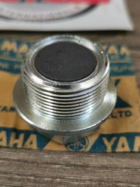 NOS YAMAHA XS650SJ XS1 TX650 XS650SE TX650A PLUG DRAIN 256-15351-00-00 Y169
