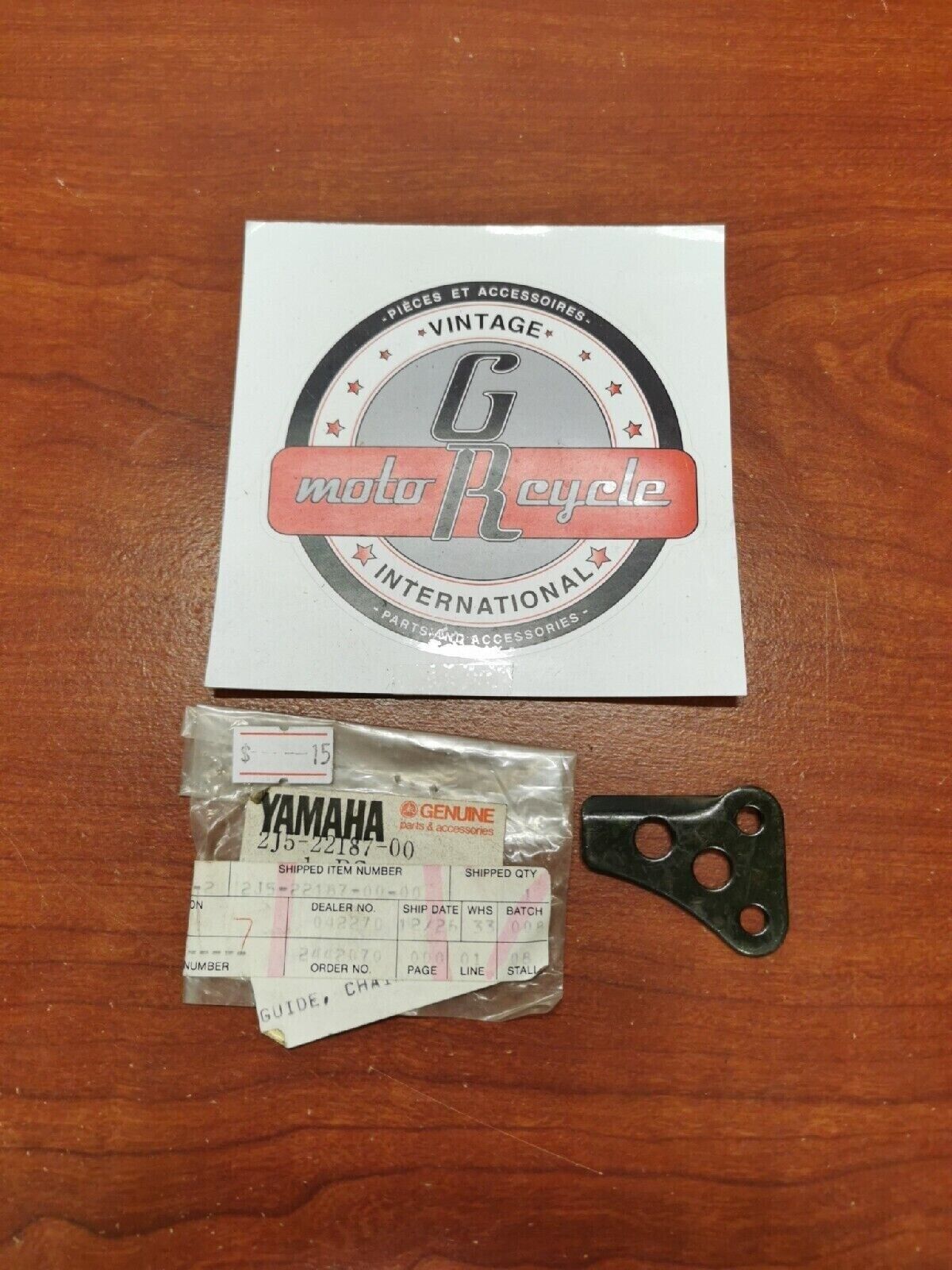 NOS Yamaha YZ80 CHAIN GUIDE 2J5-22187-00-00 Y70