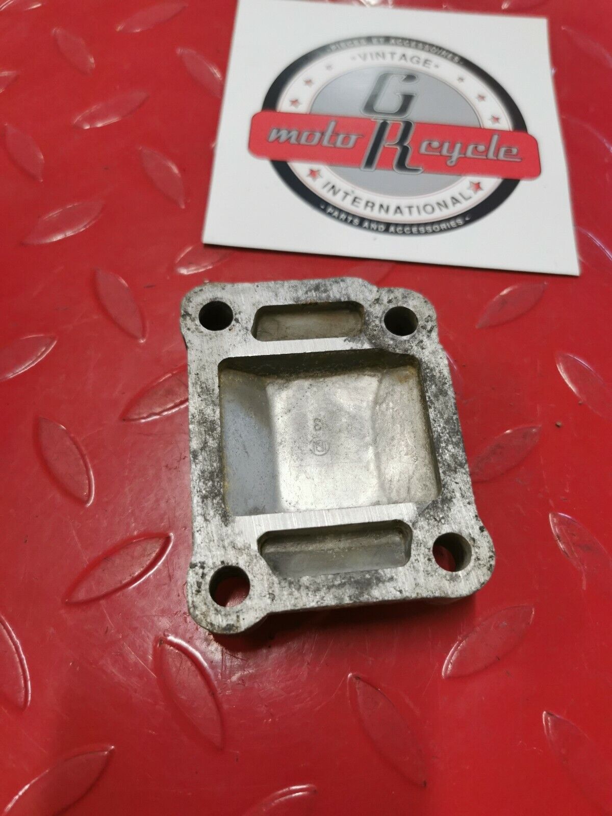 Honda ST90 1973 cylinder head upper top rocker cover 1974 1975 CL90 CT90 SL90