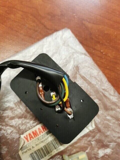 NOS Yamaha TW200 XT125 XT200 SOCKET CORD 15A-83509-00-00 SUB 15A-83509-01-0 Y105