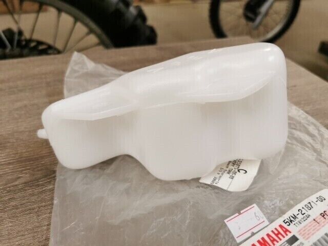 NOS YAMAHA RAPTOR WFM70RSEY YFM7RAW YFM660FHP RECOVERY TANK 5KM-21871-00-00 Y113