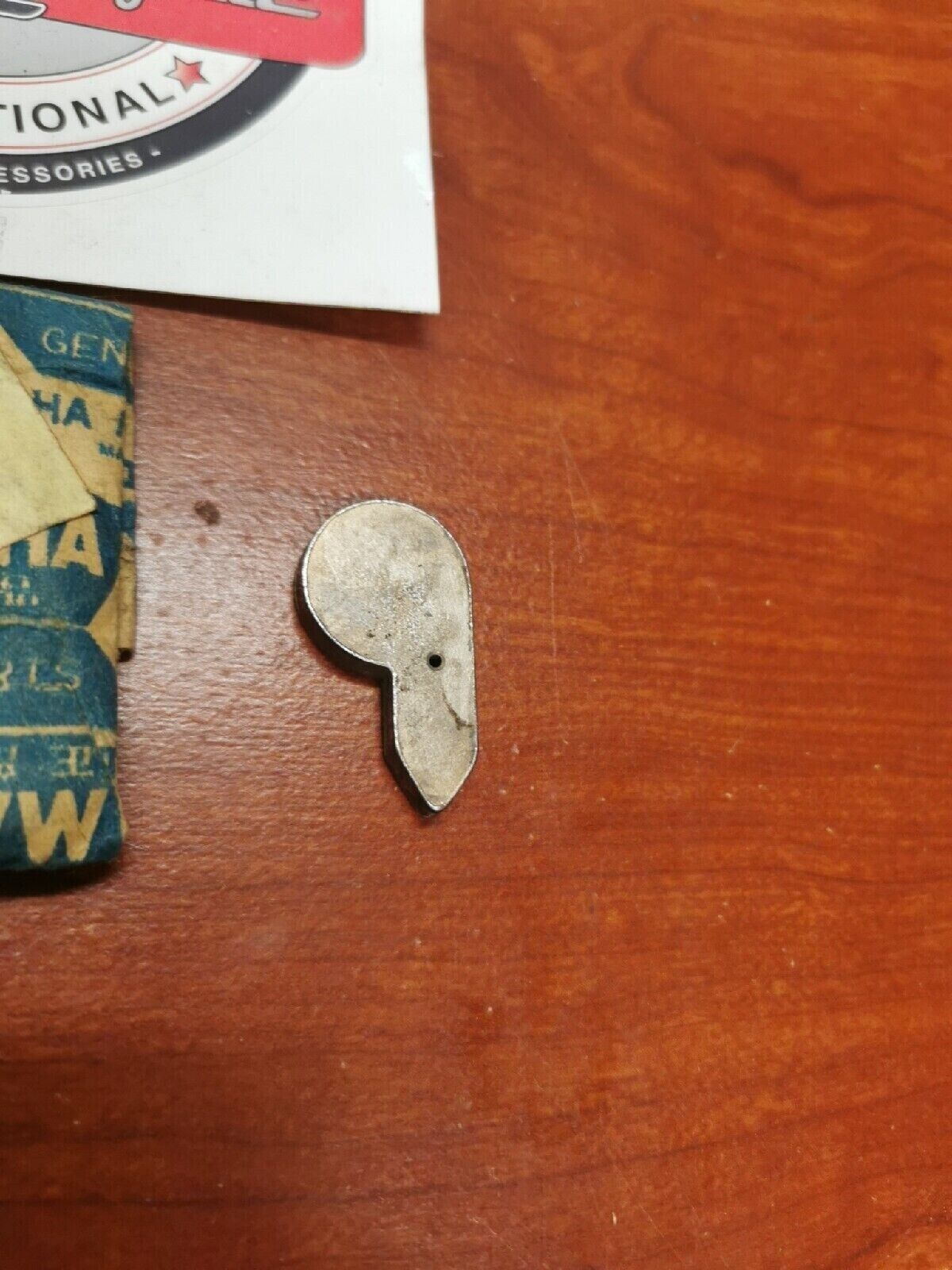 NOS Yamaha DRIVE PAWL 812-15741-00-00 Y69