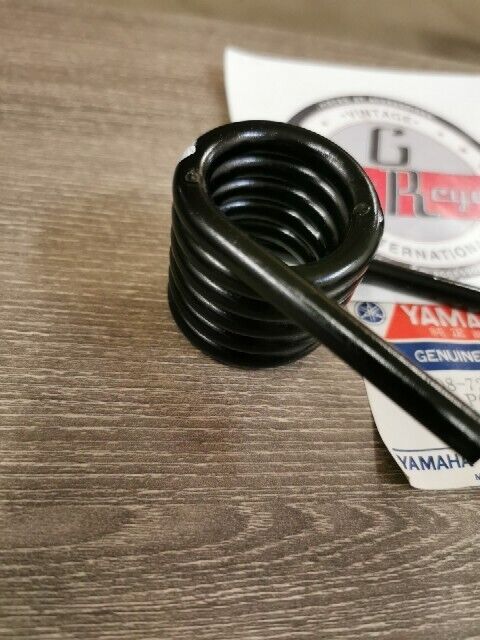NOS YAMAHA EW433B TW433F GP433SR GP643B SPRING TORSION 90508-72084-00 Y130