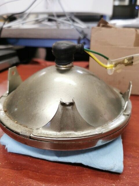 NOS Yamaha XS360 XS400 HEAD LAMP LENS 1L9-84320-60-00 SUB 1L9-84320-61-00 Y122