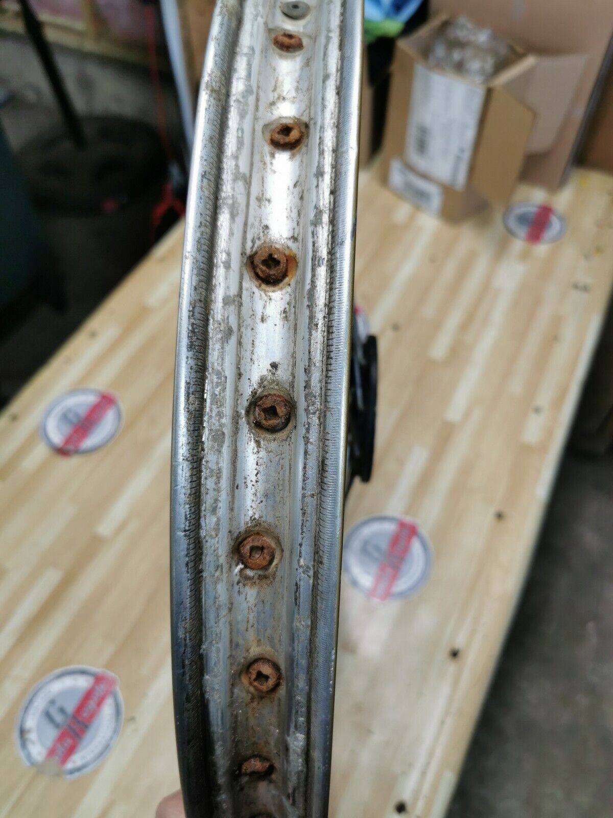 Honda XL200R 1983 front wheel rim hub 1984 44601-KB9-010