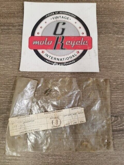 NOS YAMAHA LC50G PW50 QT50F QT50S SPRING THROTTLE SCREW 3L6-14133-00-00 Y191