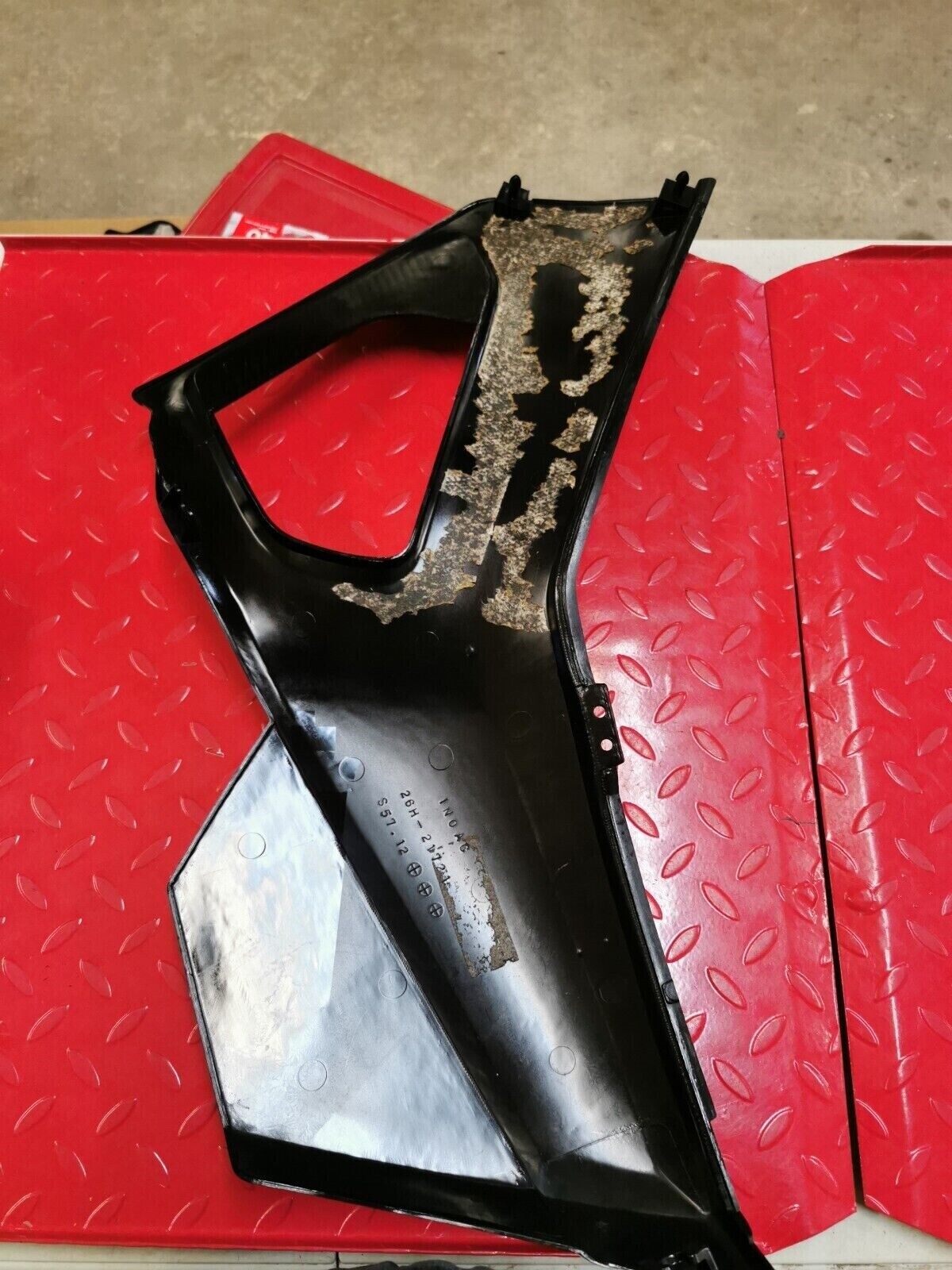 NOS Yamaha XVZ12TK COVER side 2 99999-01401-00 26H-21721-00-AY Y23