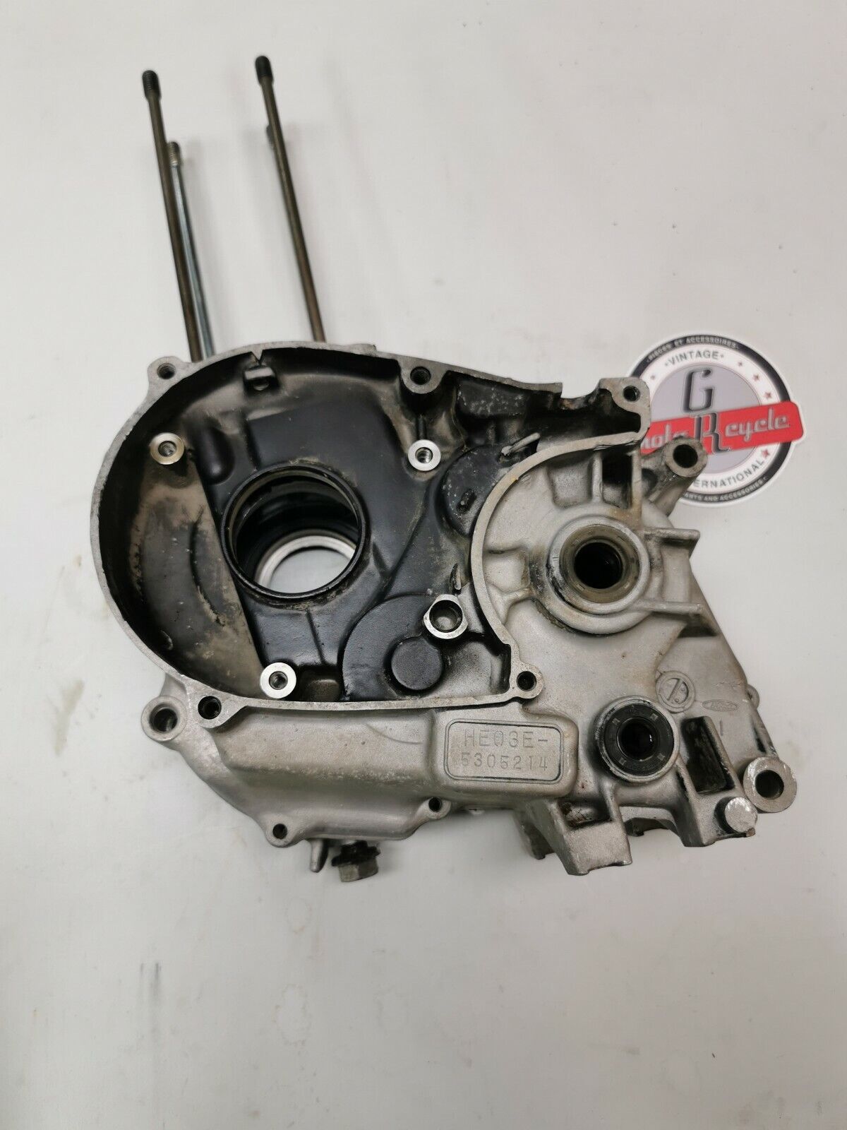 Honda XR100 1984 crankcase left right 1983 1986 1985 1987 11100-KA9-681
